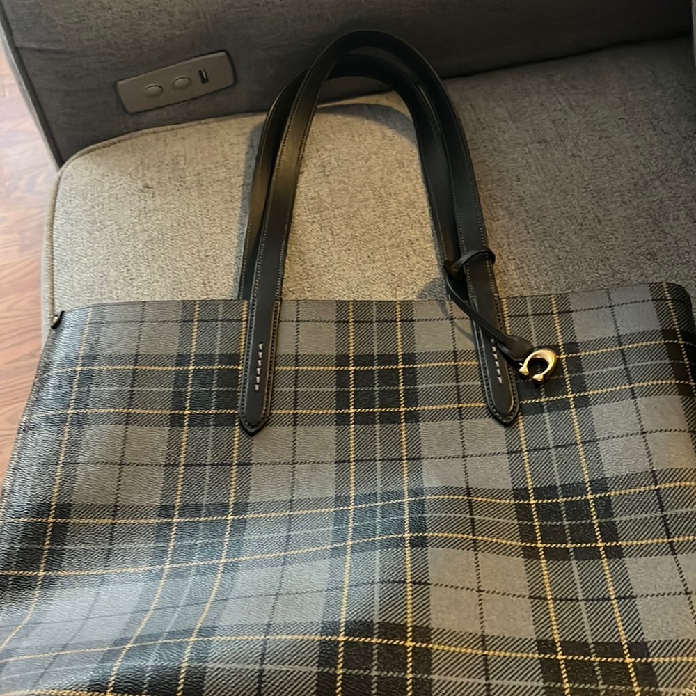 Coach tote wristlet tartan plaid print highline red black